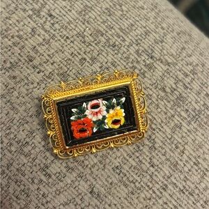 Vtg Italian micro mosaic pin